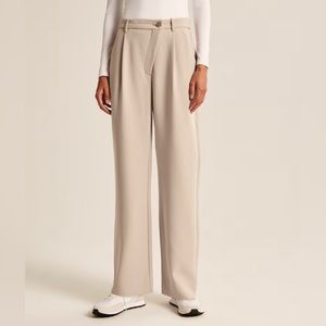 Abercrombie & Fitch Tailored Relaxed Straight Pant